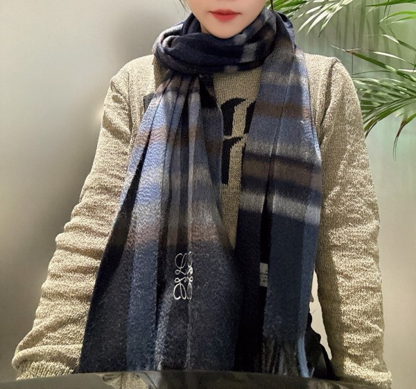 Streetwear Scarf Loewe 328962 SIZE:40*180cm