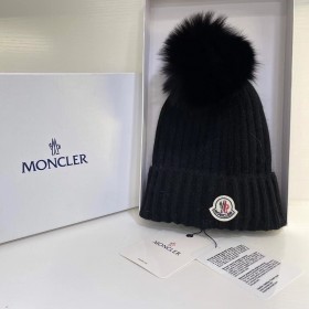 Streetwear Hat Moncler 328923