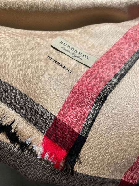 Streetwear Scarf BURBERRY 328948 size：70*200cm