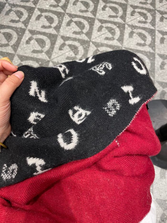 Streetwear Scarf CHANEL 328927 SIZE:35*180cm