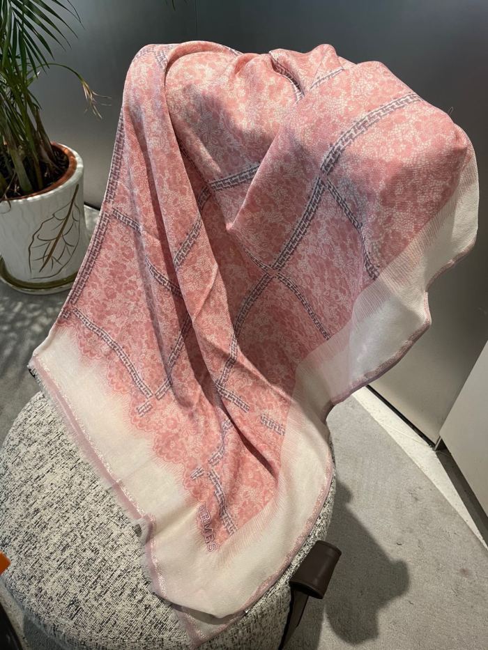 Streetwear Scarf Hermes 328936 SIZE:90*200cm
