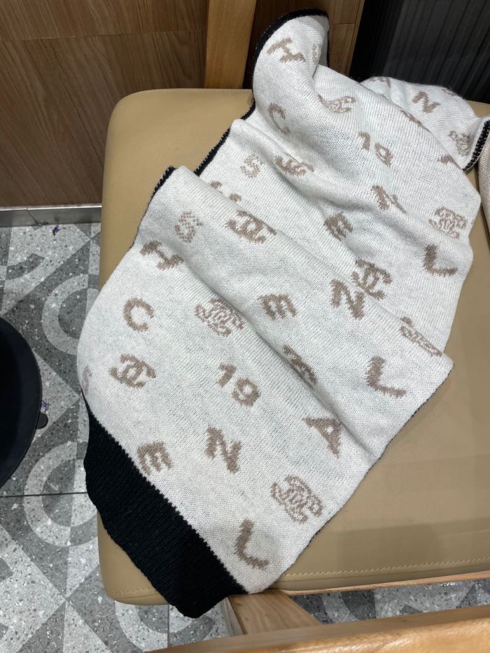 Streetwear Scarf CHANEL 328928 SIZE:35*180cm