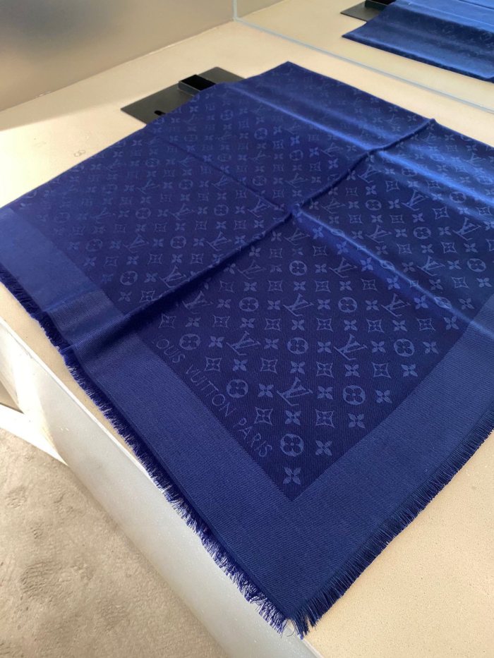 Streetwear Scarf LV 328938 SIZE:140*140cm