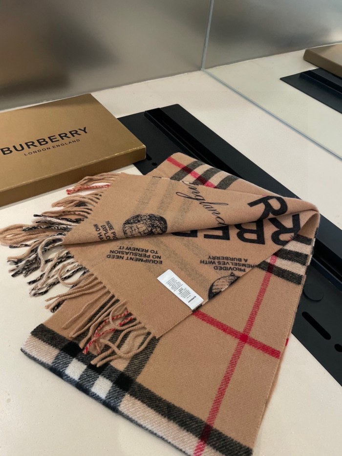 Streetwear Scarf BURBERRY  328956 SIZE:32*192cm