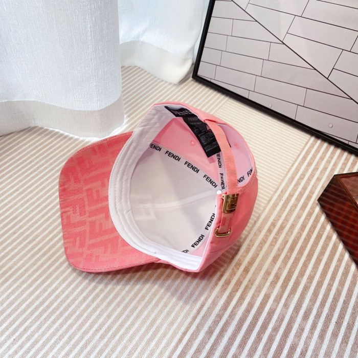 Streetwear Hat Fendi 328924