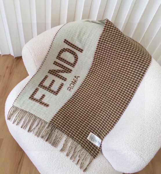 Streetwear Scarf FENDI 328930 SIZE:30*180cm