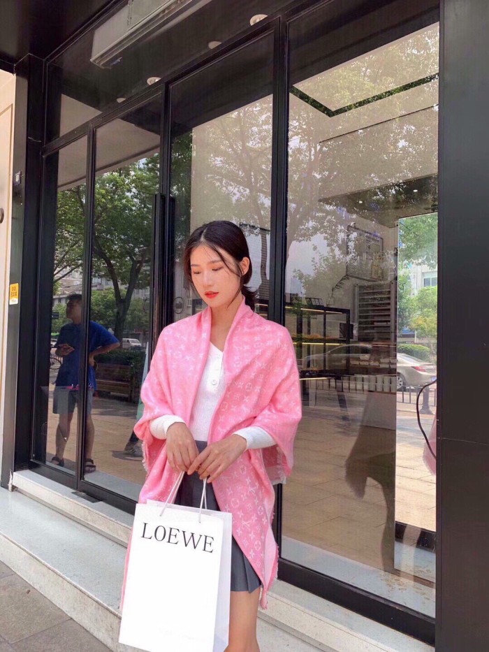 Streetwear Scarf LV 328940 SIZE:65*185cm