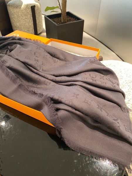 Streetwear Scarf LV 328937 SIZE:140*140cm