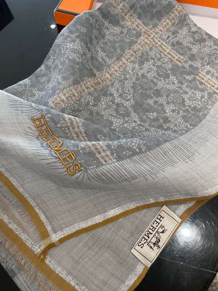 Streetwear Scarf Hermes 328934 SIZE:90*200cm