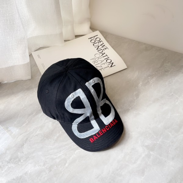 Streetwear Hat balenciaga 328915