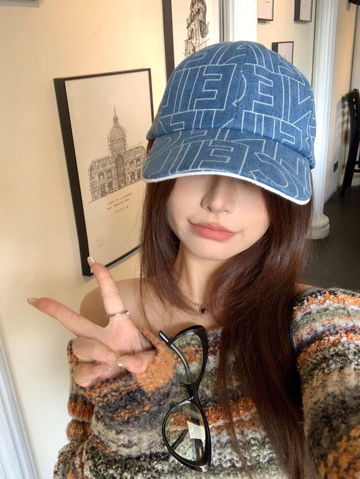 Streetwear Hat Celine 328899