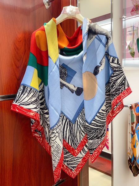 Streetwear Scarf Hermes 328843 size: 140cm*140cm