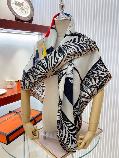 Streetwear Scarf Hermes 328844 size: 140cm*140cm
