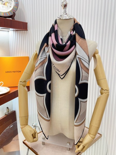 Streetwear Scarf LV 328839 size:140*140cm