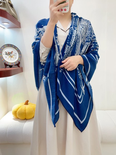 Streetwear Scarf LV 328859 SIZE:140*140cm