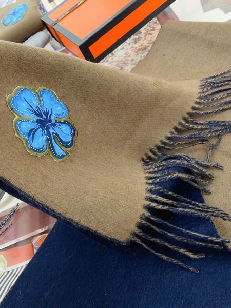 Streetwear Scarf GUCCI 328852 SIZE:30*180cm