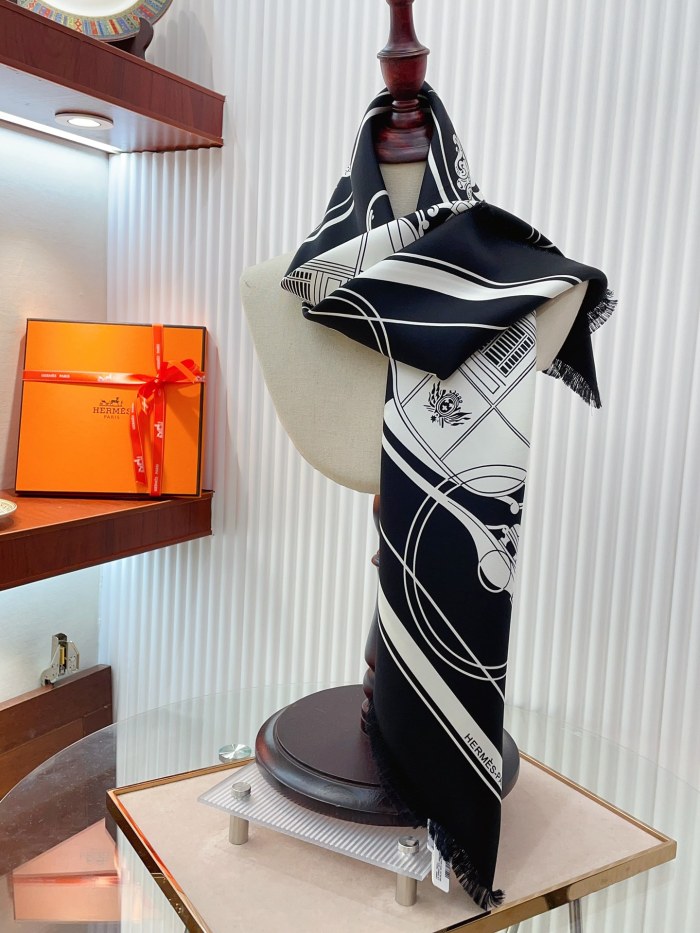 Streetwear Scarf Hermes 328802  size:90*90