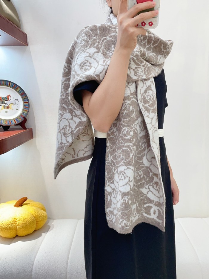 Streetwear Scarf CHANEL 328851 SIZE:30*180cm