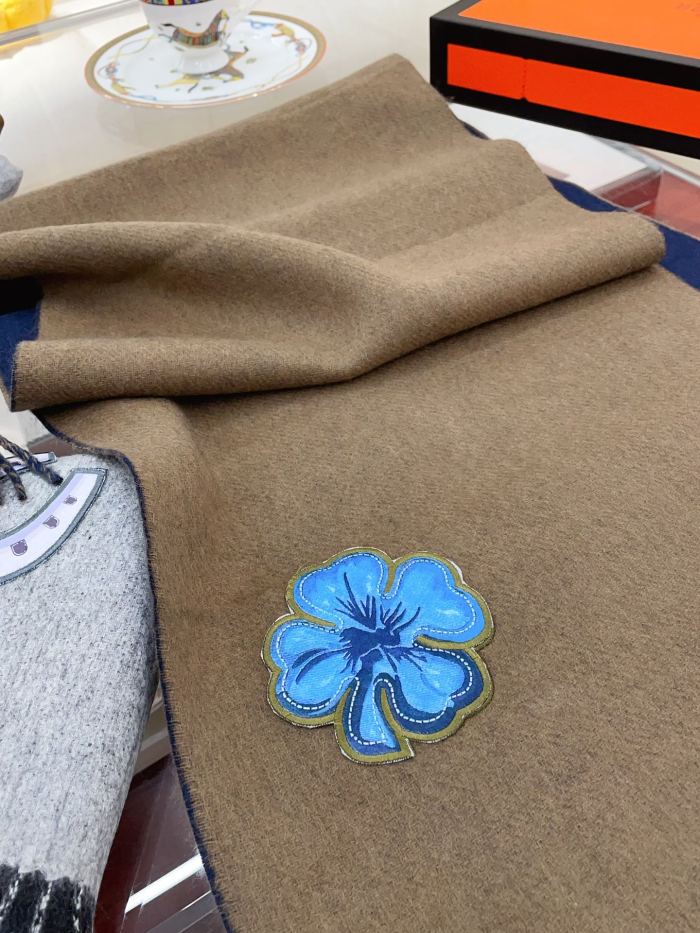 Streetwear Scarf GUCCI 328852 SIZE:30*180cm