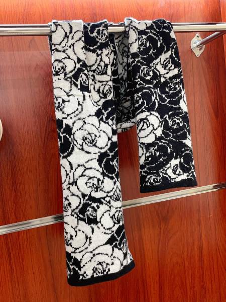 Streetwear Scarf CHANEL 328850 SIZE:90cm*90cm