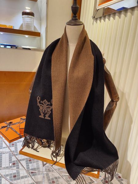 Streetwear Scarf Hermes 323815 size:180*35cm