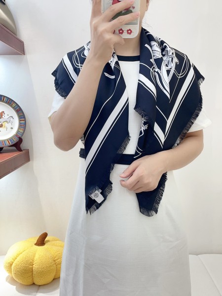 Streetwear Scarf Hermes 328802  size:90*90
