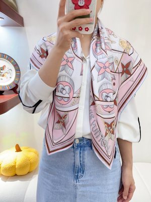 Streetwear Scarf LV 328783  SIZE:90cm*90cm
