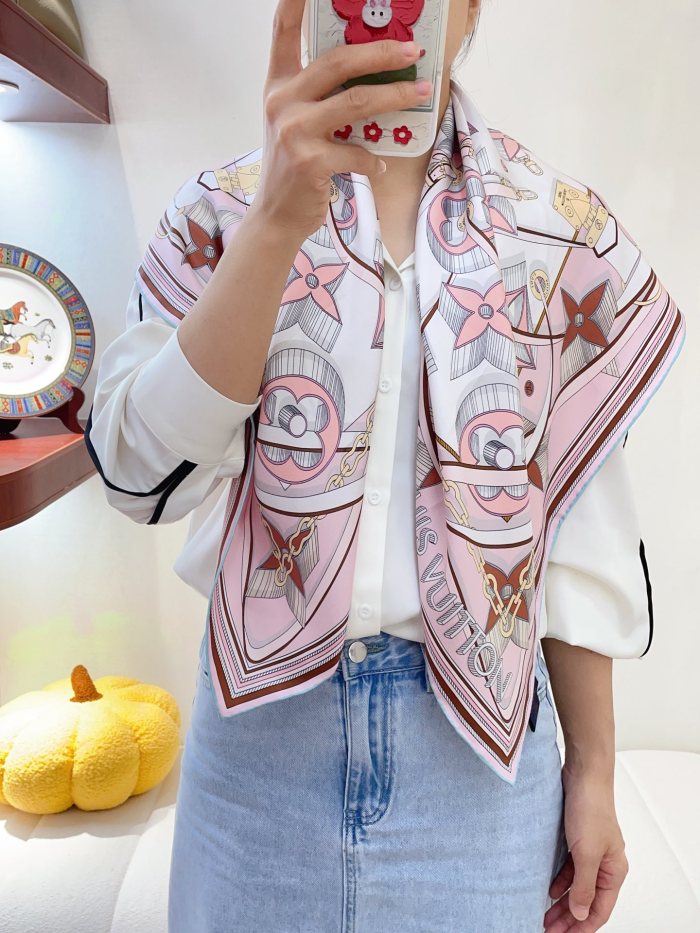 Streetwear Scarf LV 328783  SIZE:90cm*90cm