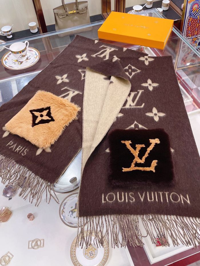 Streetwear Scarf LV 328793 SIZE:190 x 46cm