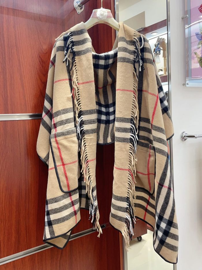 Streetwear Scarf BURBERRY  328784 SIZE:220*70cm