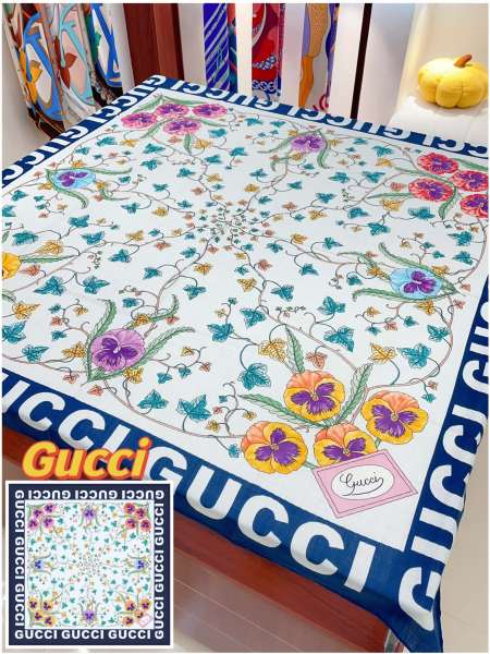 Streetwear Scarf GUCCI 328776 SIZE:90cm*90cm