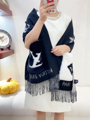 Streetwear Scarf LV 328795 SIZE:90cm*90cm