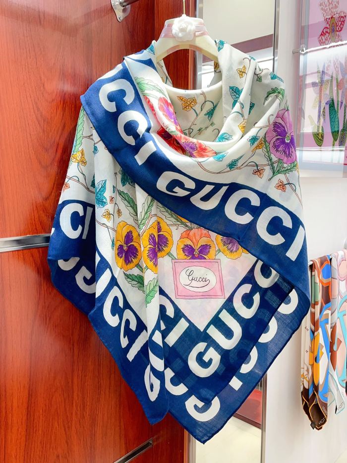 Streetwear Scarf GUCCI 328776 SIZE:90cm*90cm