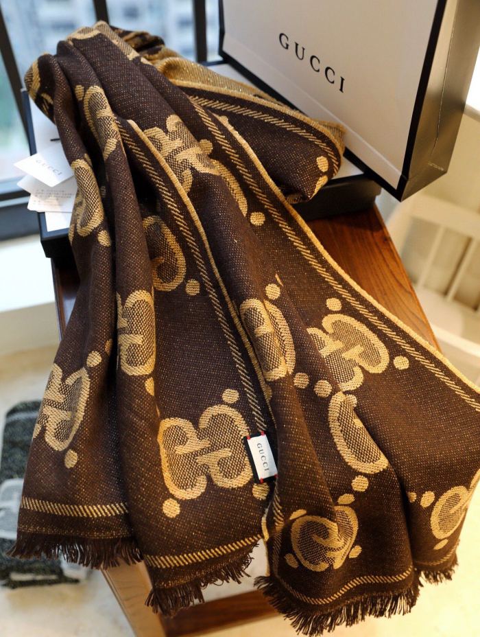 Streetwear Scarf GUCCI 328734 SIZE:45*195cm