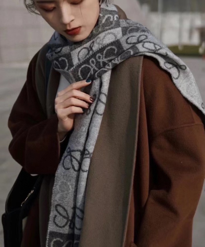 Streetwear Scarf Loewe 328730 SIZE:40x200cm