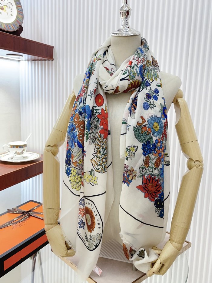 Streetwear Scarf Hermes 328746 SIZE:200*100cm