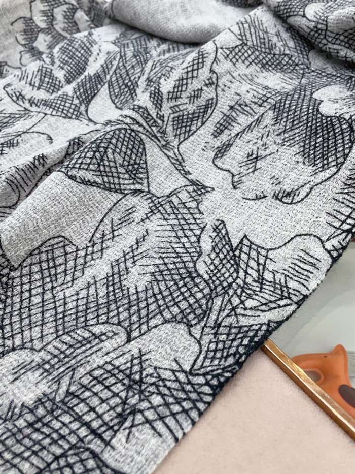 Streetwear Scarf CHANEL 328733 SIZE:70cm*180cm