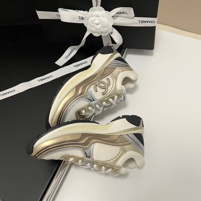 Chanel CC Runner Gold Laminate