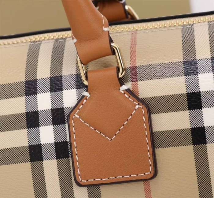 Burberry Leather Bowling Bag Handbag Medium Size Women's Archive Beige/Sandalwood Brown 80713551 size 30*15*21 cm