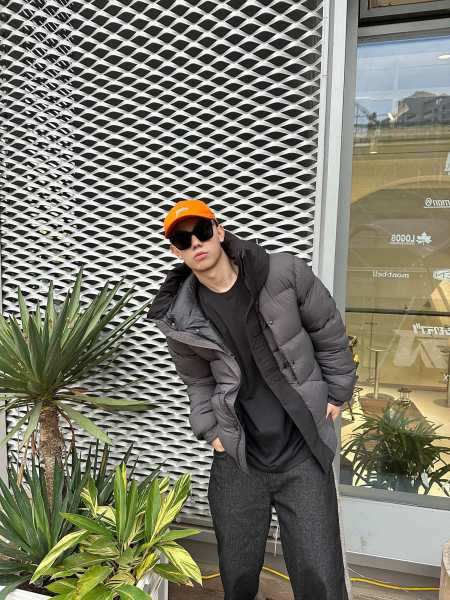 Moncler Madeira Series Down Jacket Winter Men's Charcoal Gray