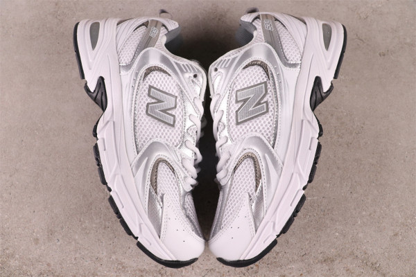 New Balance 530 White Silver Metallic