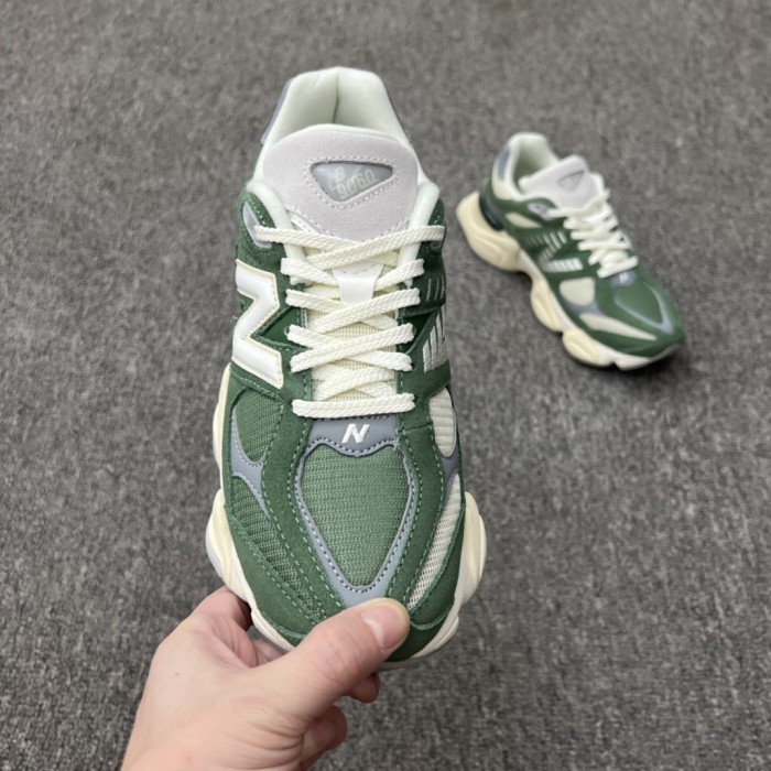New Balance 9060 Nori