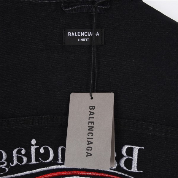  Clothes Balenciaga 859