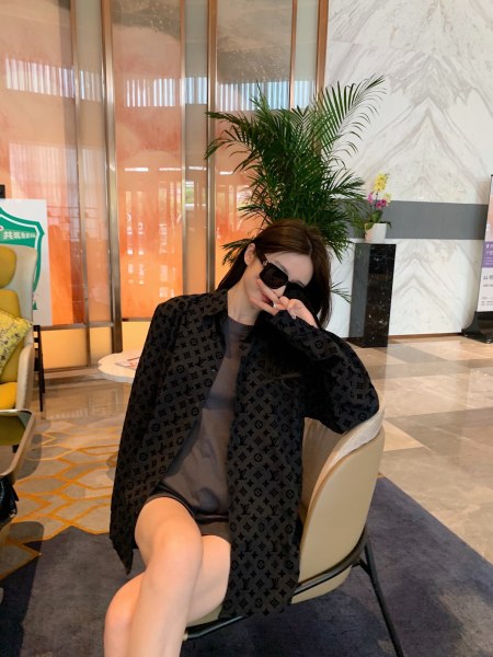  Clothes Louis Vuitton 1198