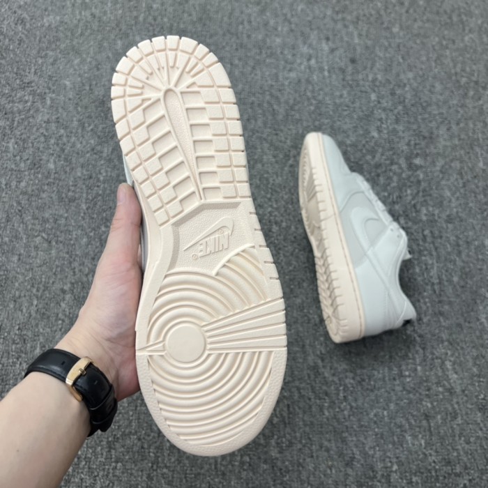 Nike Dunk Low Premium Light Orewood Brown