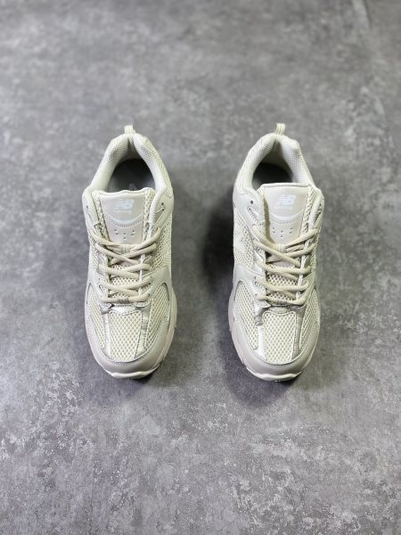 New Balance 530 Moonbeam
