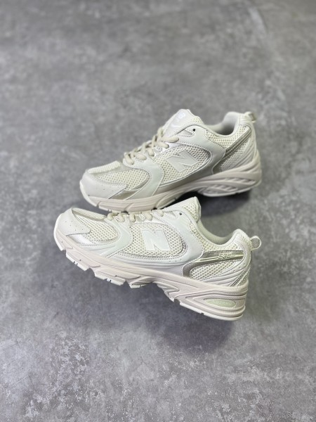 New Balance 530 Moonbeam