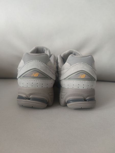 New Balance 2002R Deep Taupe