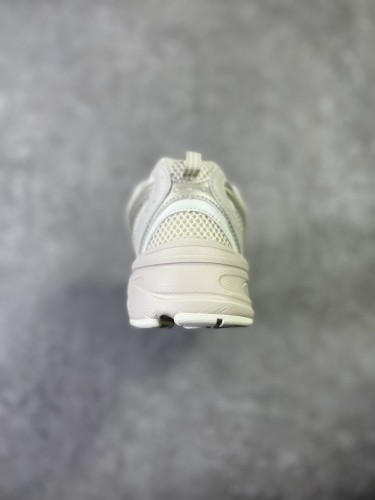 New Balance 530 Moonbeam