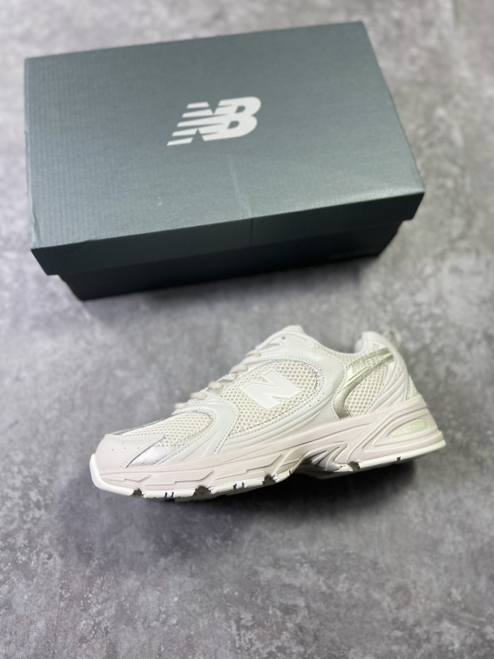 New Balance 530 Moonbeam